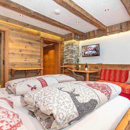 Pension Berghof Maria Alm am Steinernen Meer Bagian luar foto