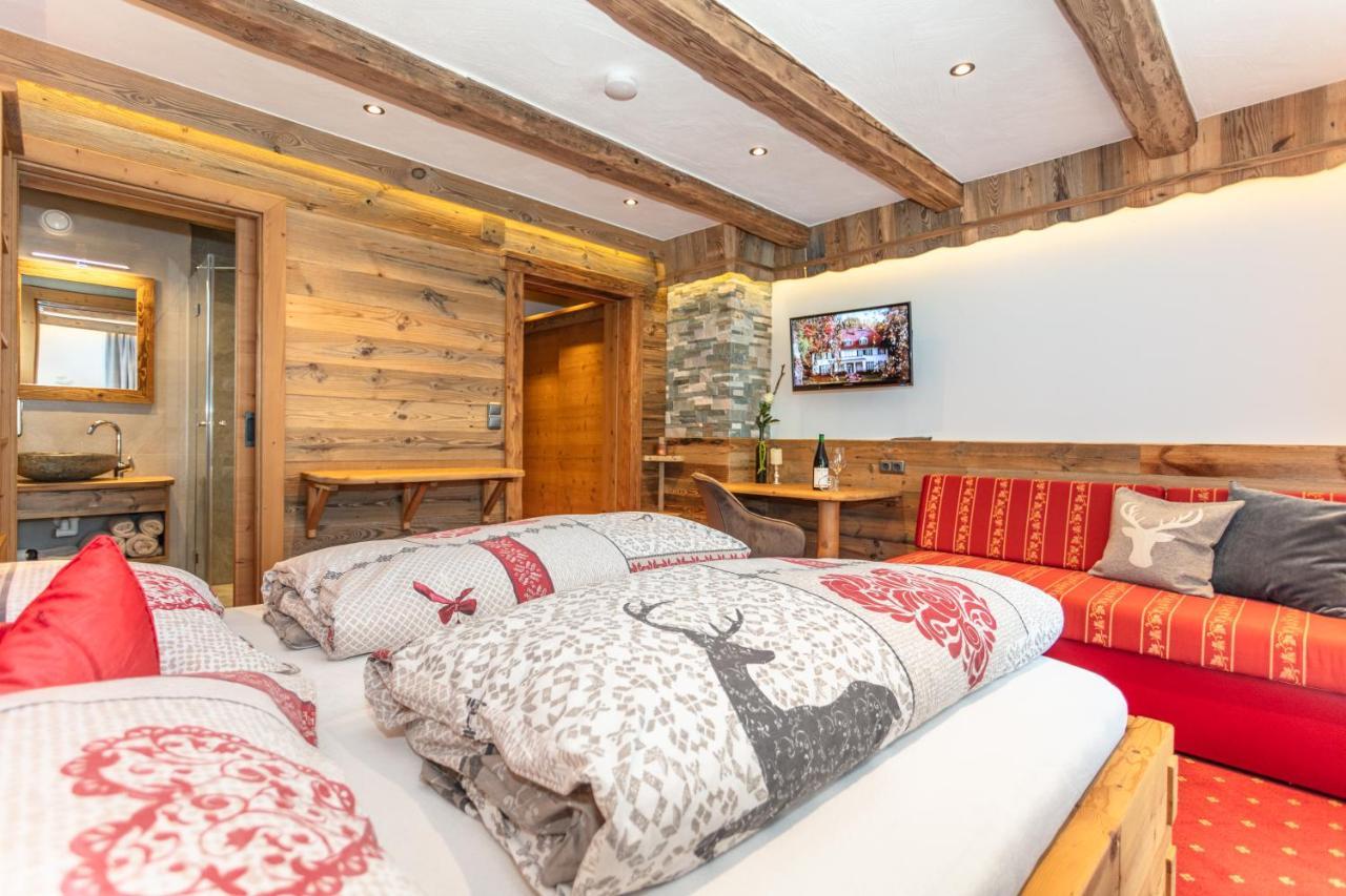 Pension Berghof Maria Alm am Steinernen Meer Bagian luar foto